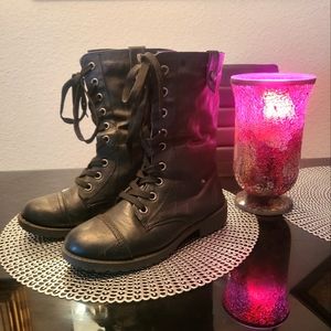 💕Fashion Nova Moto Boots!!